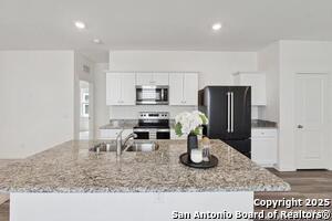 Building Photo - 5015 Cassiopeia