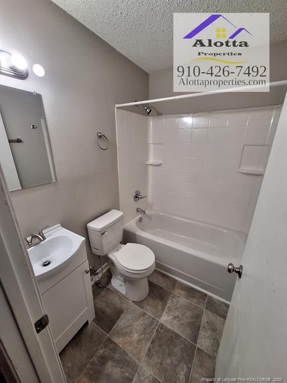 Building Photo - 4214 S Dowfield Dr