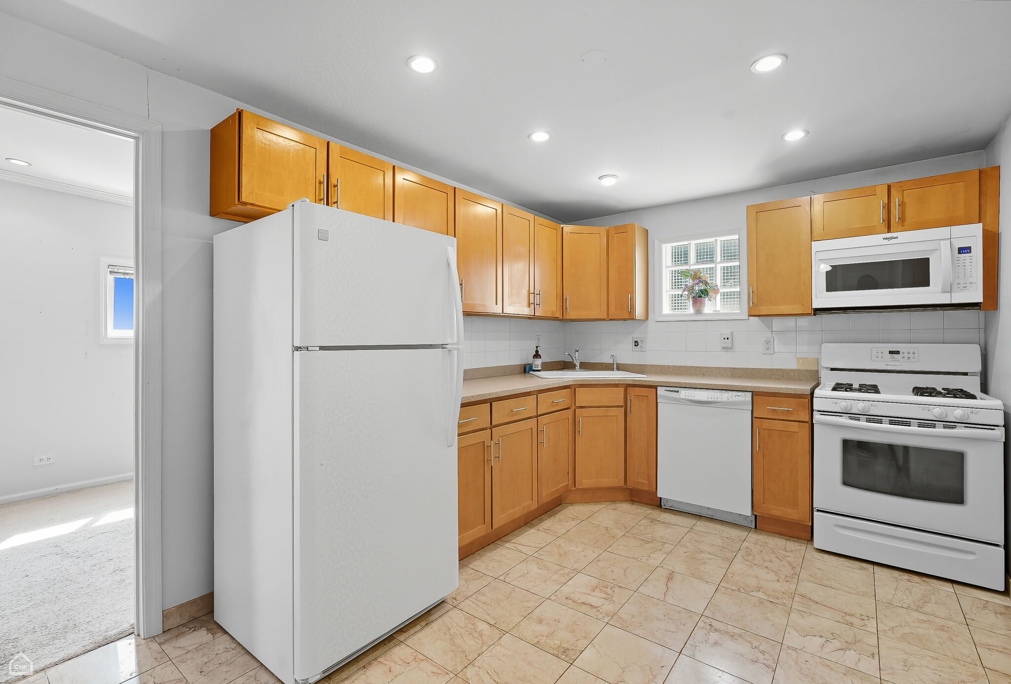 Building Photo - 3709 W Potomac Ave