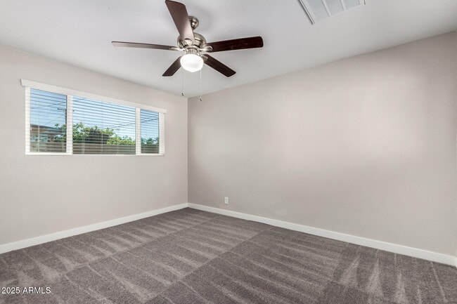 Building Photo - 331 E Continental Dr