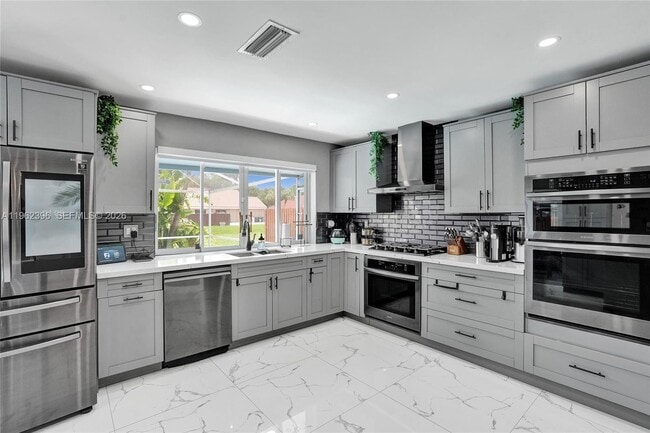 Building Photo - 9774 NW 19th Pl