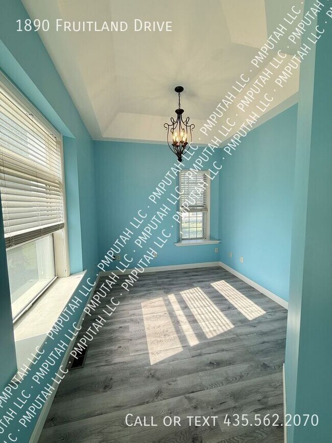 Building Photo - 1890 Fruitland Dr