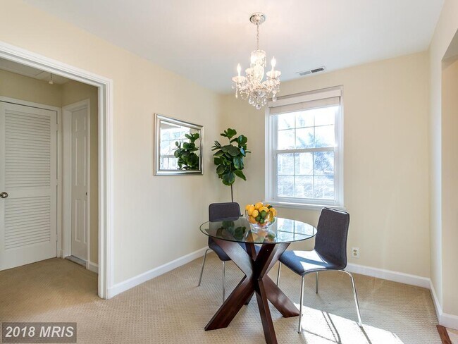 Building Photo - 3468 S Stafford St