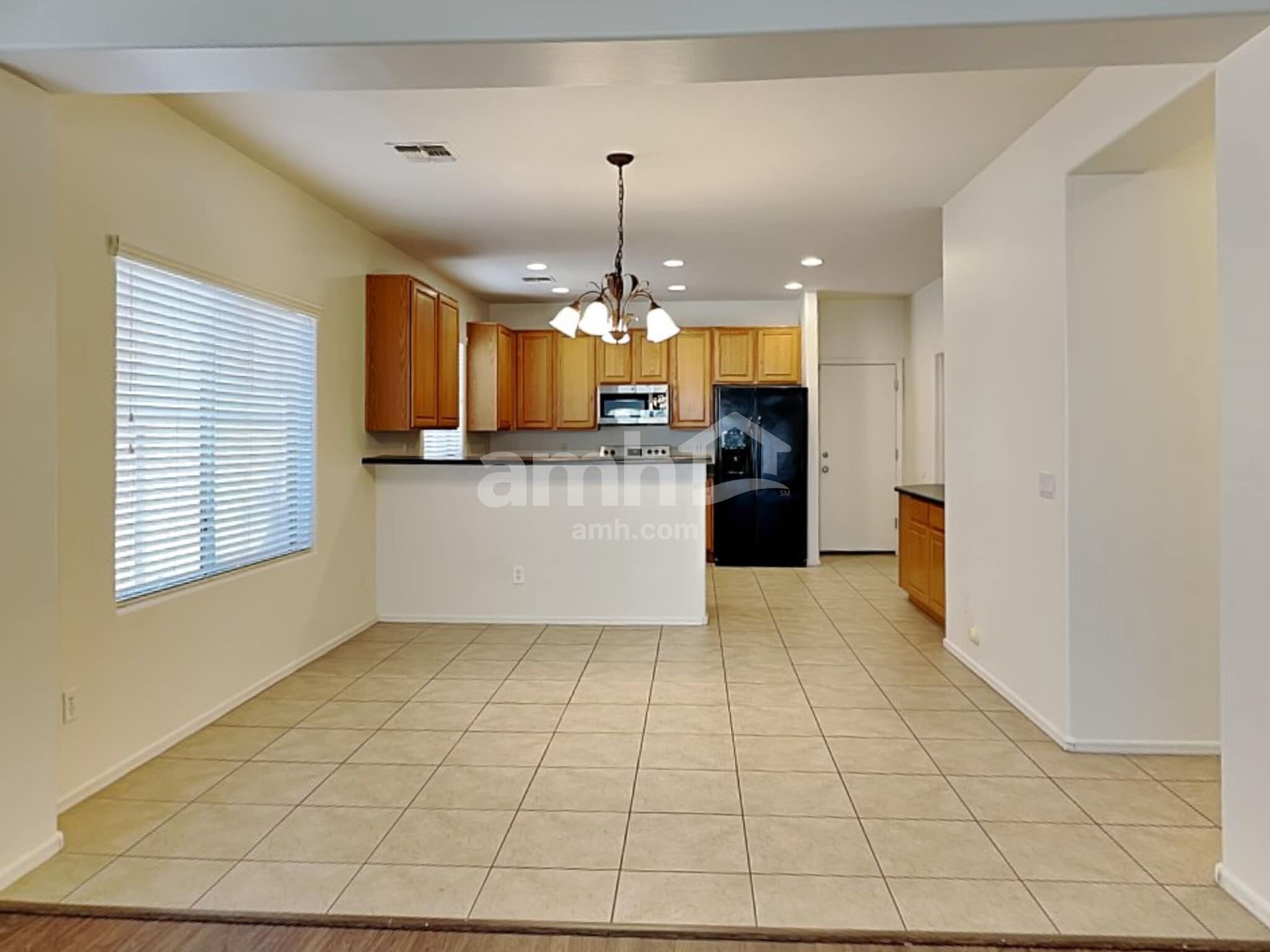 Building Photo - 16244 W Crenshaw Dr