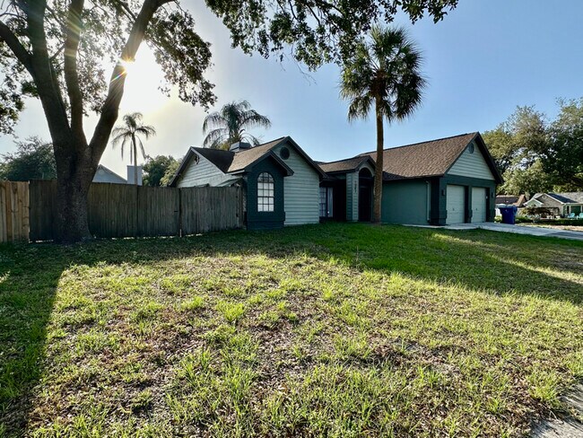 Building Photo - 1041 Sawyers Ct
