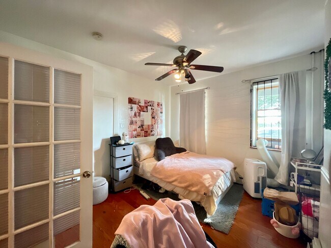 Building Photo - 416 N 31st St