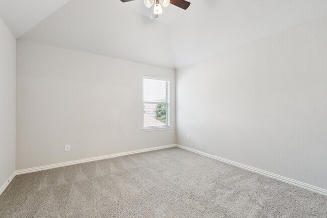Building Photo - 3432 Belterra Dr