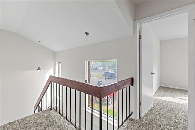 Building Photo - 421 Barton Run Blvd