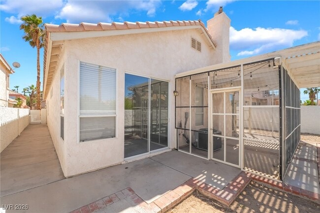 Building Photo - 1734 Talon Ave