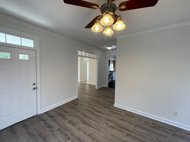 Building Photo - Bright and Welcoming 2-Story Retreat, Steps From the Ocean!