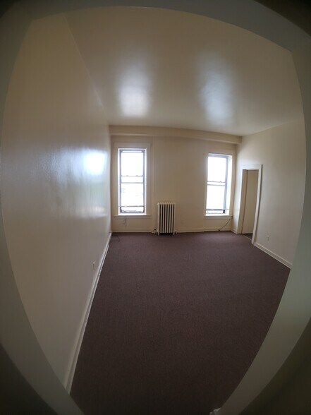 Building Photo - 6529 S Kimbark Ave