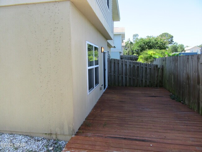 Building Photo - 2407 Astrid Ln