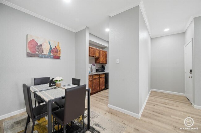 Building Photo - 7950 N Stadium Dr