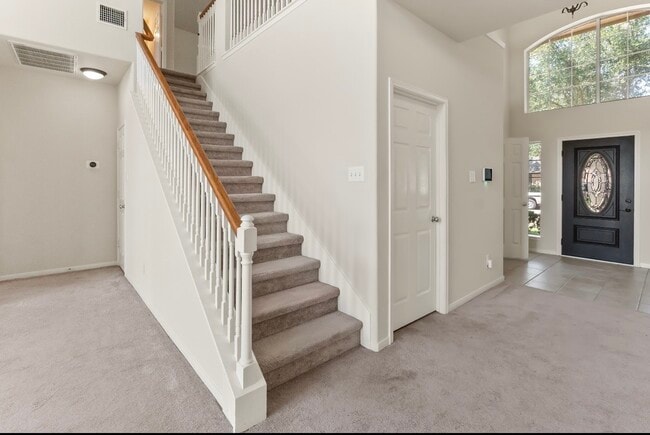 Building Photo - 21627 Cozy Hollow Ln
