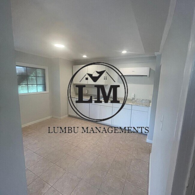 Building Photo - 2649 William Allen Rd