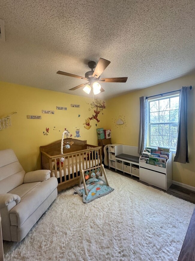 Building Photo - Home in Heatherwoods S/D