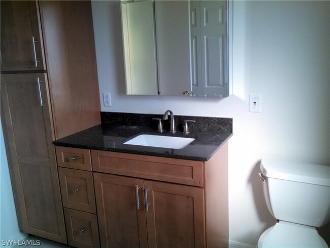 Building Photo - 9092 Caloosa Rd