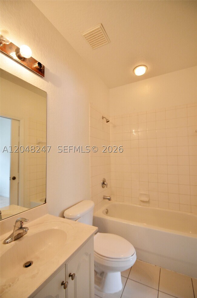 Building Photo - 6059 SW 19th St