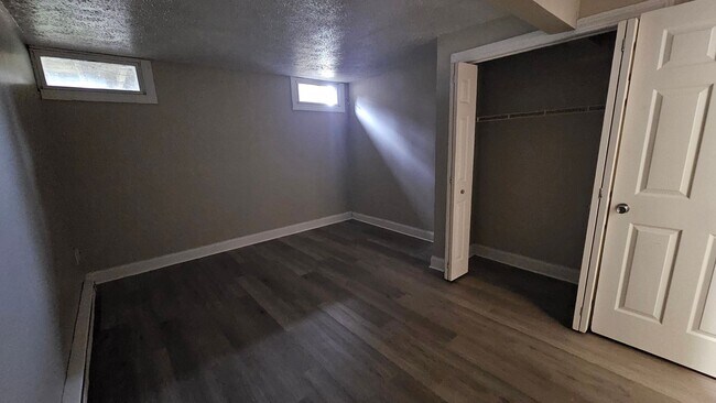 Building Photo - 940 Piper Rd