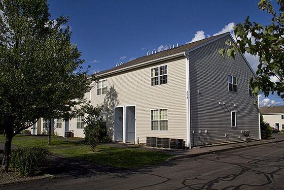 Building Photo - 210 Summerhill Dr