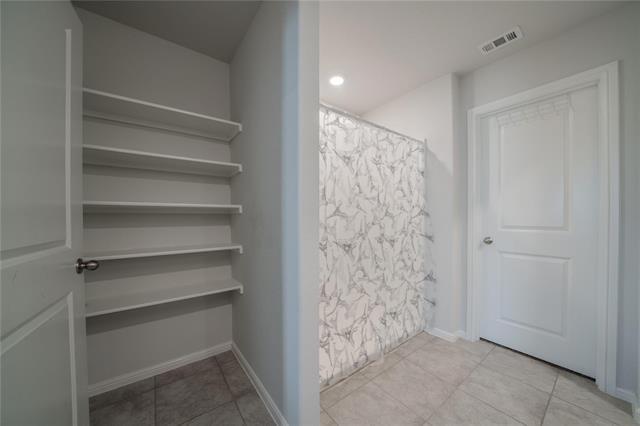 Building Photo - 10406 Ft Cibolo Trl