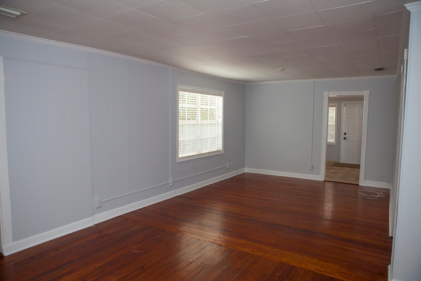 Building Photo - 419 43rd St