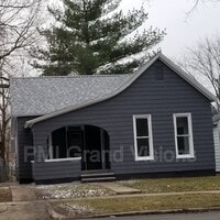Building Photo - 1657 E Main St