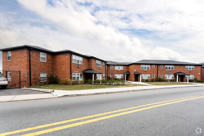 Building Photo - Fairview Gardens