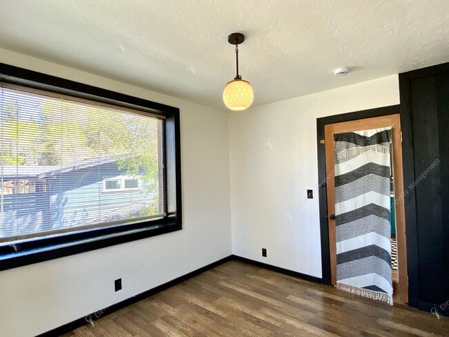 Building Photo - Unfurnished - Charming 3-Bedroom Home in D...