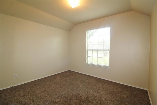 Building Photo - 8472 Gentian Dr