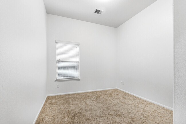 Building Photo - 29142 Crested Butte Dr