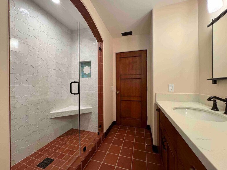 Building Photo - 28910 Wagon Rd