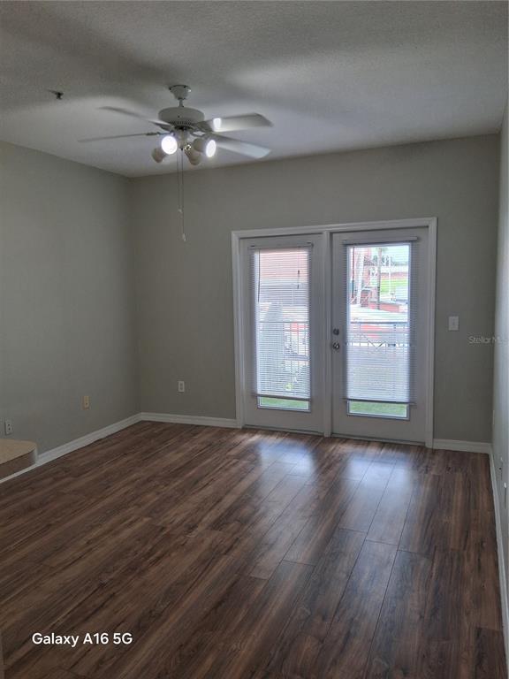 Building Photo - 1810 E Palm Ave