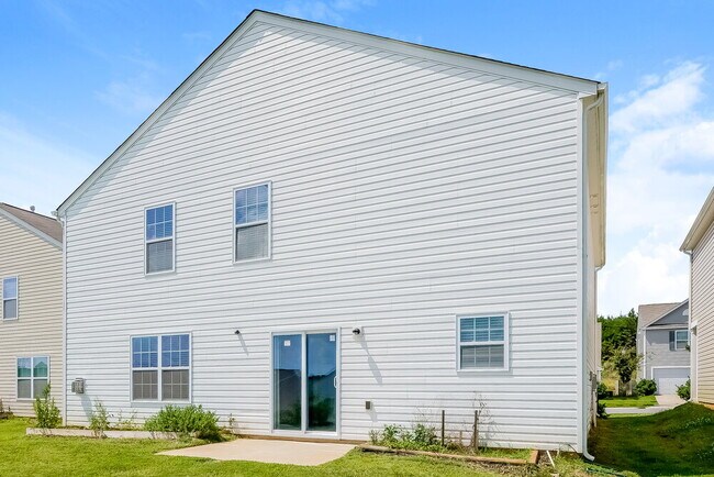 Building Photo - 1939 Eastway Dr