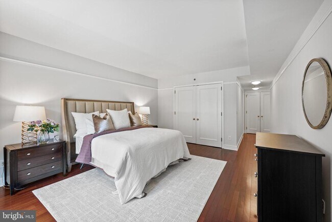 Building Photo - 1155 23rd St NW