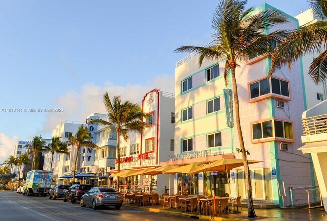Building Photo - 1390 Ocean Dr