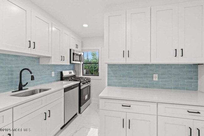 Building Photo - 1001 Norwood Ave