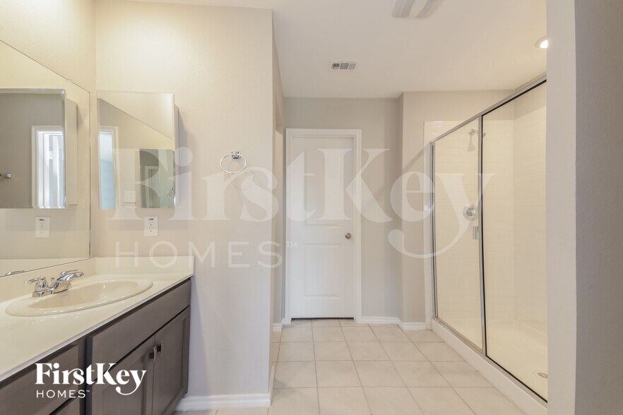 Building Photo - 104 Easy Goer Trl