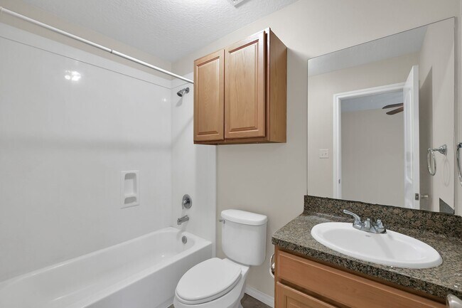 Building Photo - 170 S Bend Ct