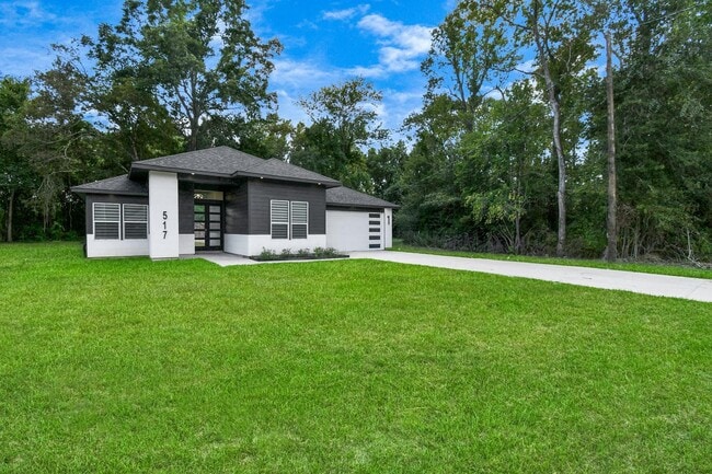 Building Photo - 517 Lovers Ln