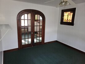 Building Photo - 1815 West St