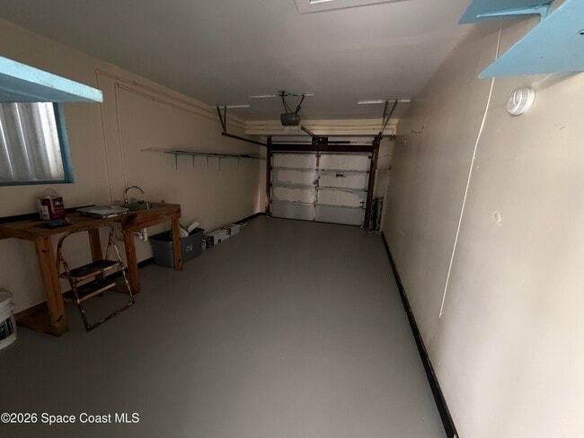 Building Photo - 1256 Dawn St NE