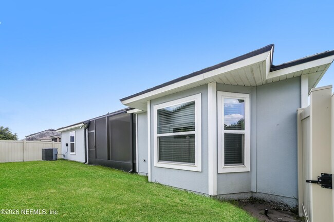 Building Photo - 12385 Sacha Rd