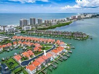 Building Photo - 218 Sand Key Estates Dr