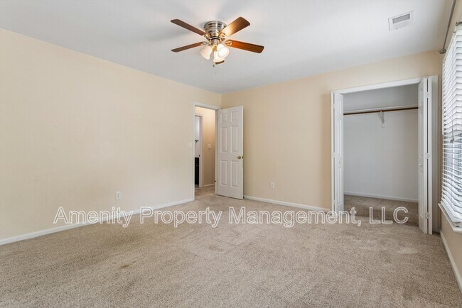 Building Photo - 1012 Austenwood Ct