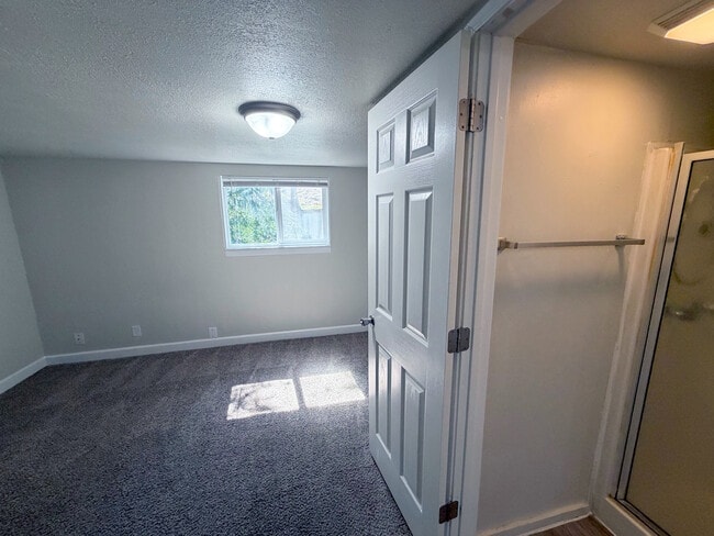 Building Photo - 1311 S 3rd Ave