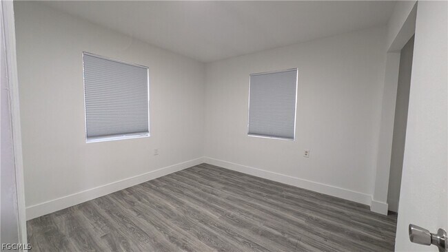 Building Photo - 660 S Missouri St