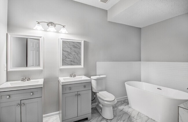 Building Photo - Beautiful Home For Rent!