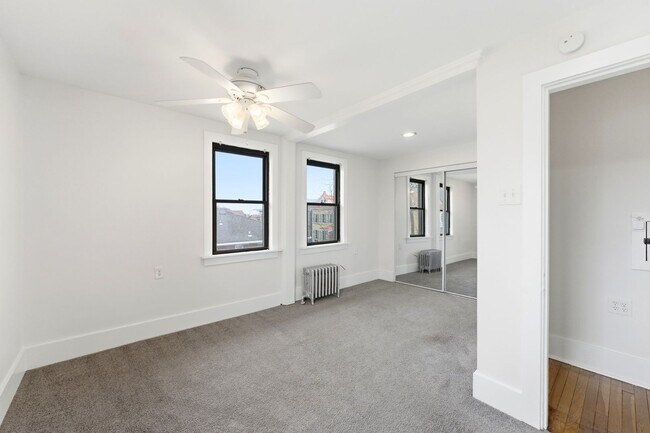 Building Photo - Beautiful, Newly Updated 3 Bedroom/1.5 Bath on quiet street near Pittsburgh's North side. AVAILAB...