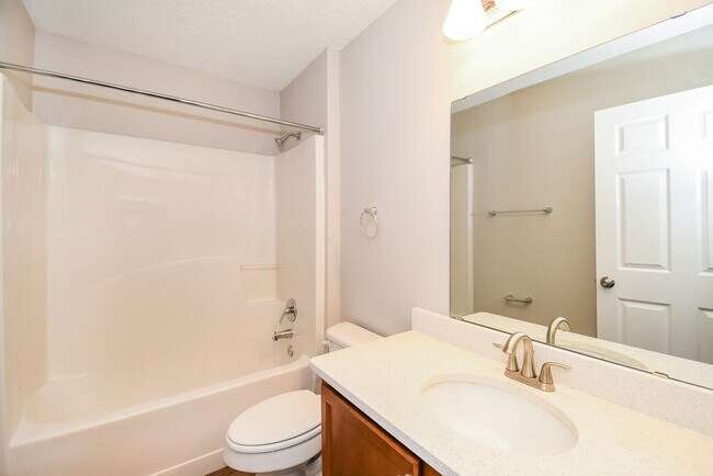 Building Photo - 9287 Hawkeye Dr